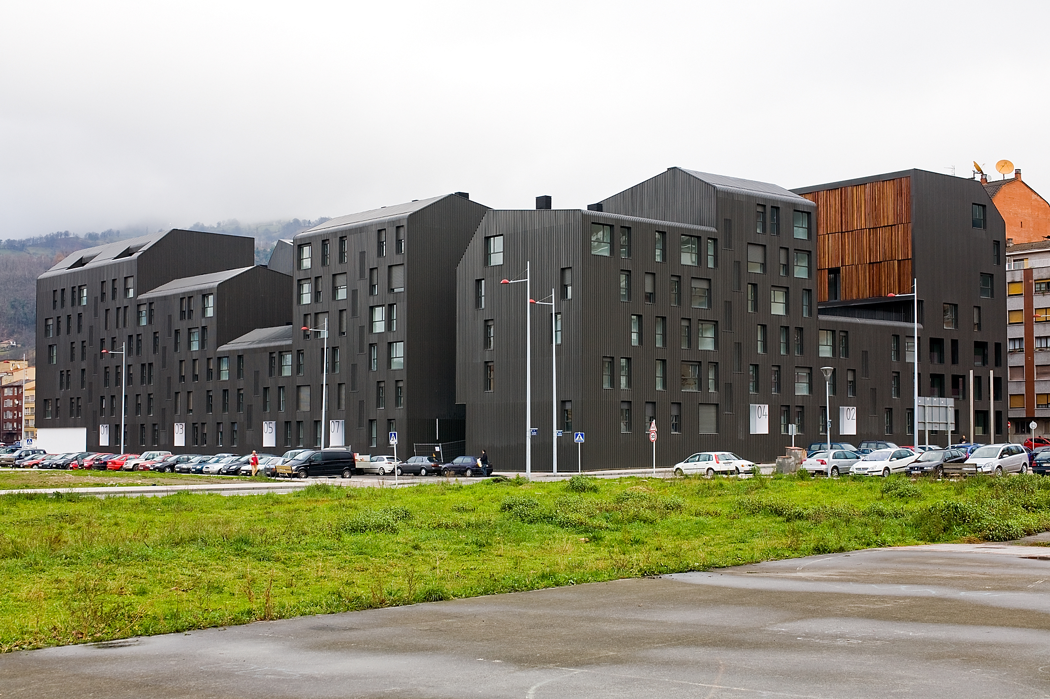 Edificio de viviendas en Mieres